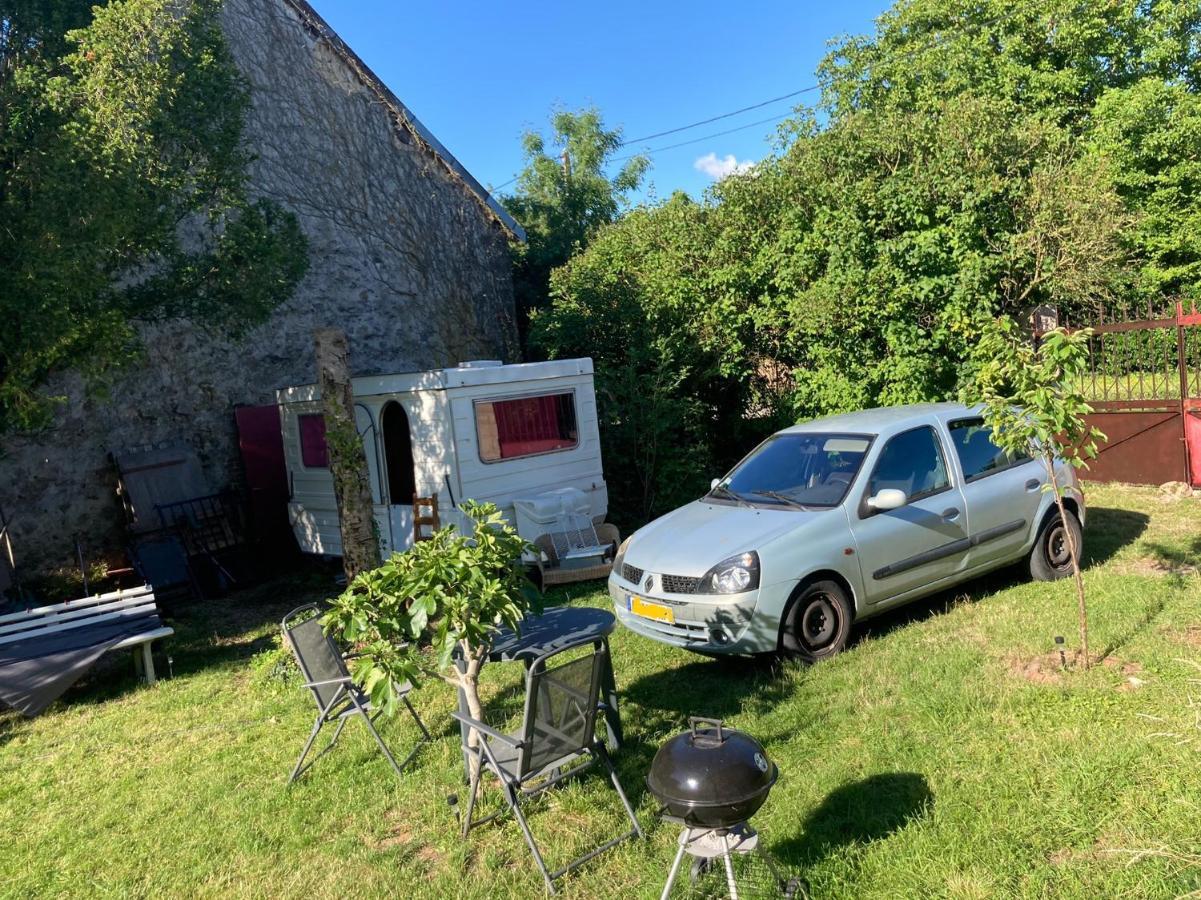 Belles Chambres A La Campagne Avec Petit-Dejeuner Compris Barbuise Luaran gambar