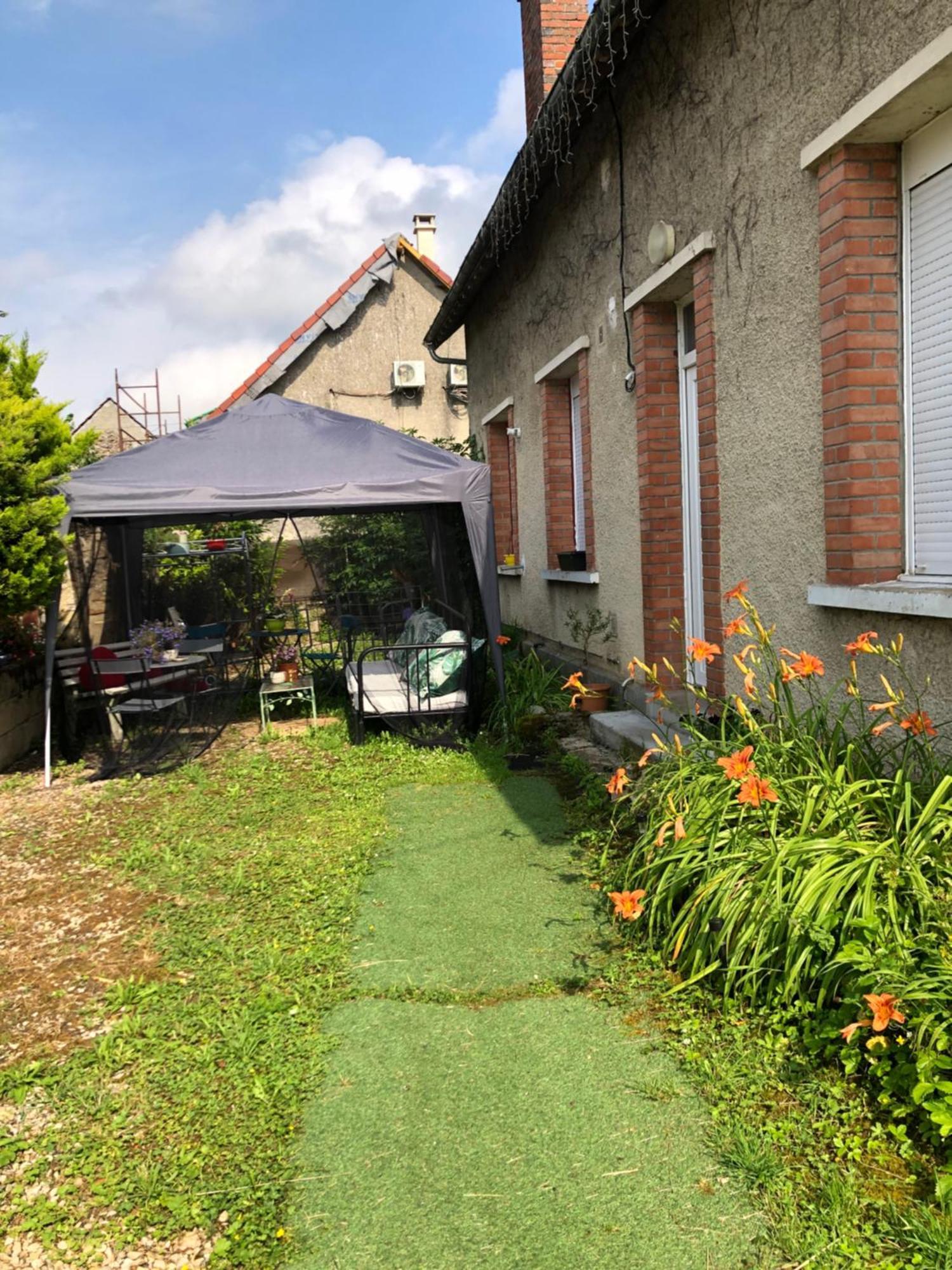 Belles Chambres A La Campagne Avec Petit-Dejeuner Compris Barbuise Luaran gambar